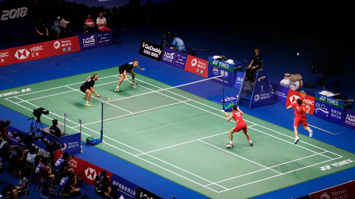 罗曼需要在 罗曼需要在