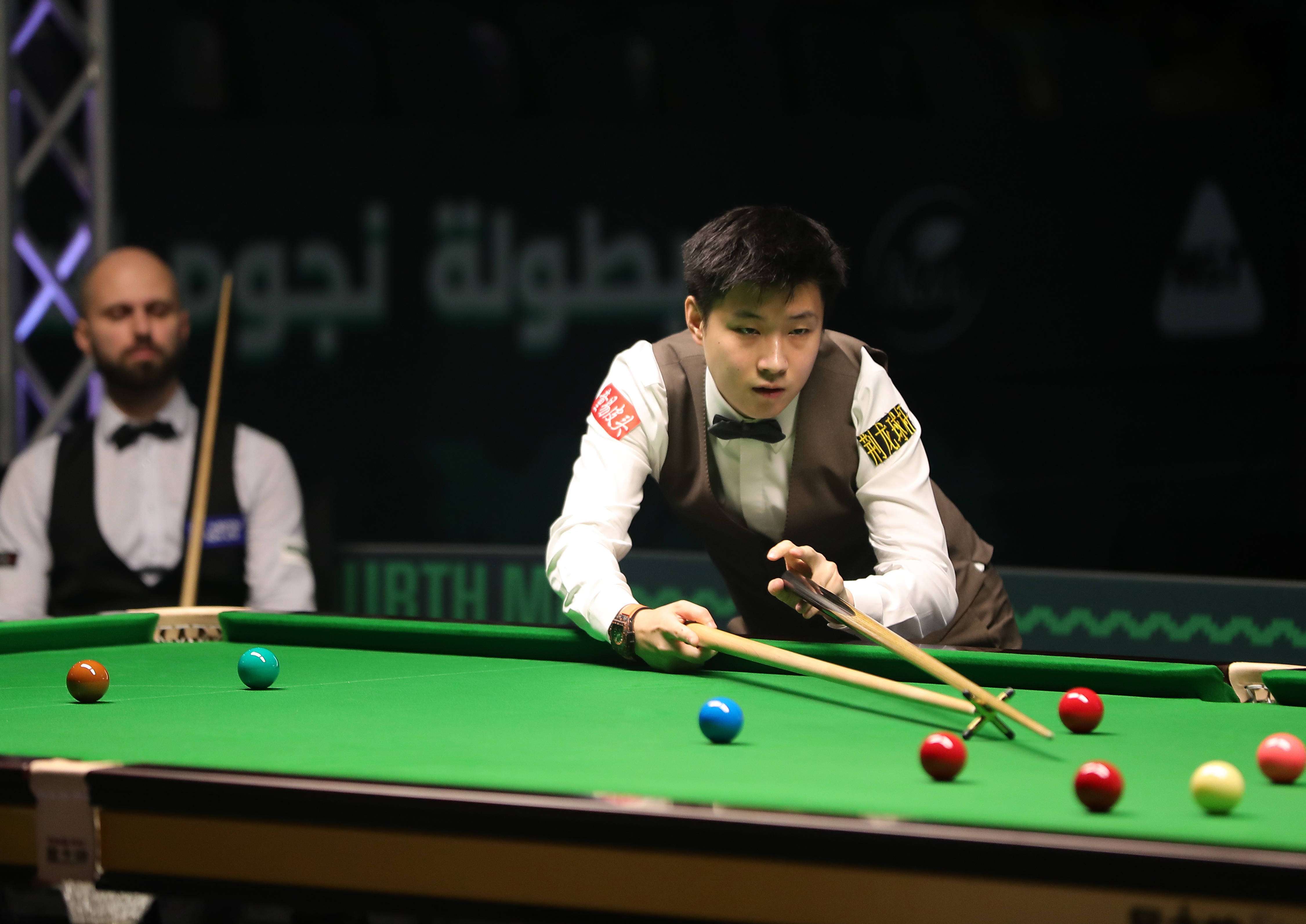 而步调一致 而步调一致